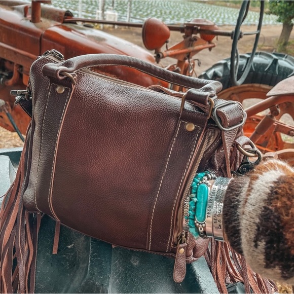 Haute Southern Hyde Fringe Cowhide Crossbody Concealed Carry Purse - Picture 3 of 10